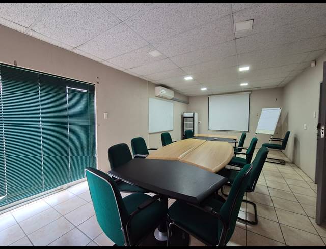 1,505M² BUSINESS TO LET IN VAALPARK